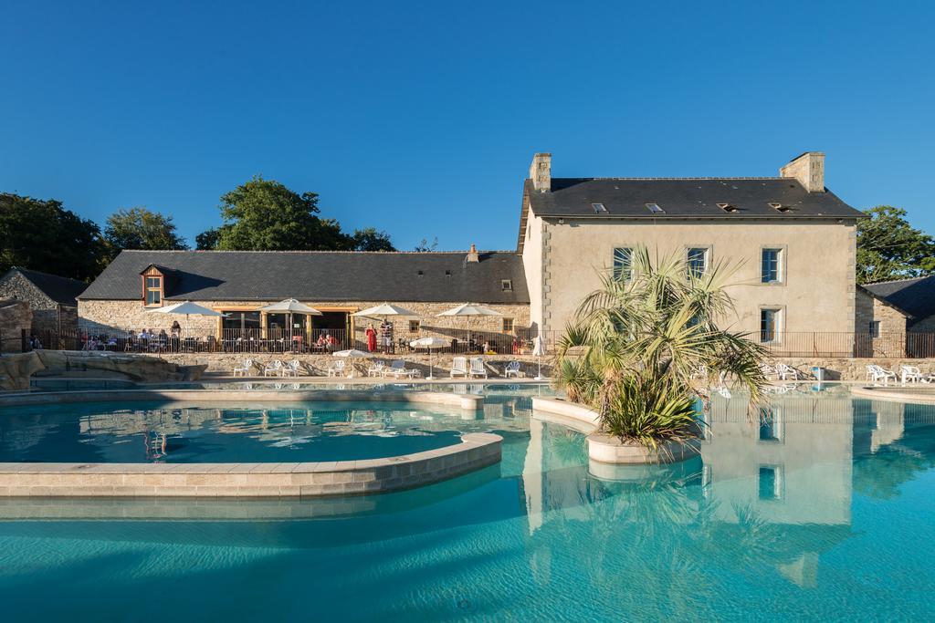 Domaine De L'Orangerie De Lanniron Hotel Кимпер Екстериор снимка