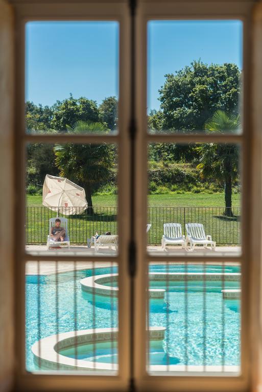 Domaine De L'Orangerie De Lanniron Hotel Кимпер Стая снимка
